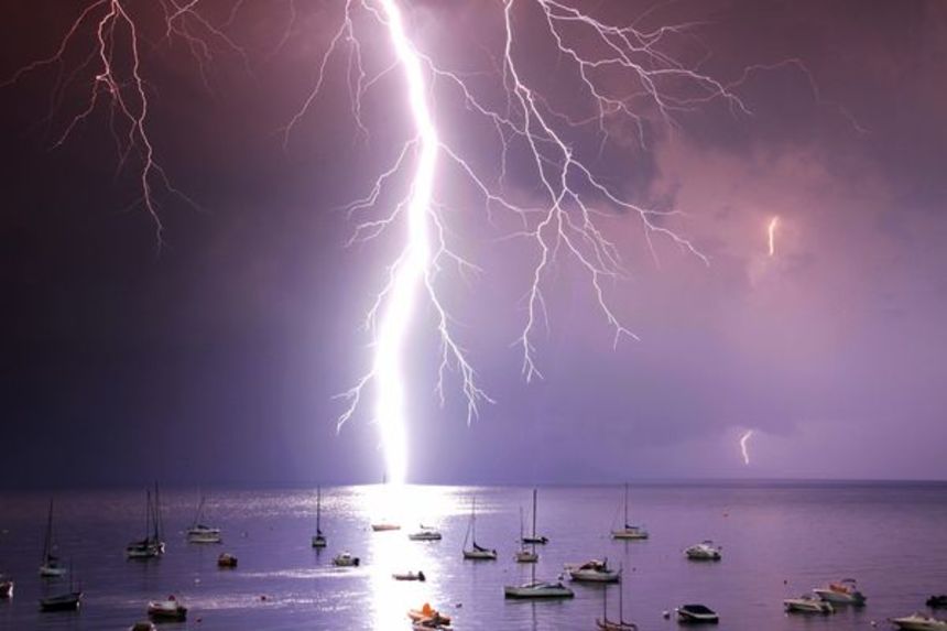 What No One Talks About How To Survive Lightning Strikes While Boating
