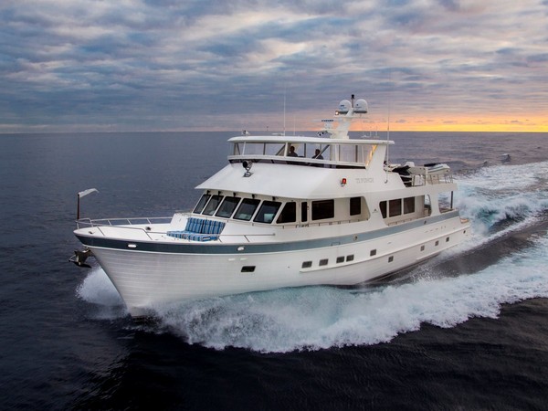 Outer Reef 860 CPMY