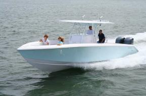 Venture 34 Forward Seating