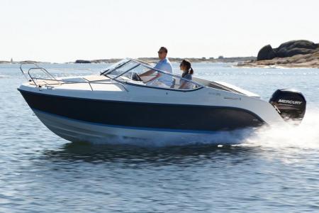 Quicksilver Activ 595 Cabin