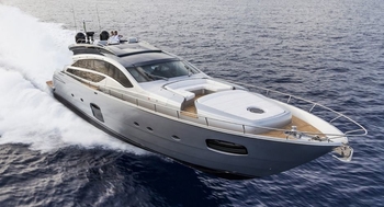 Pershing 82