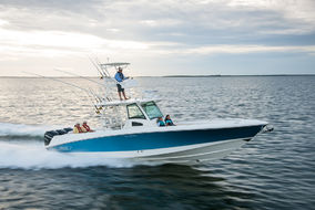 Boston Whaler 370 Outrage