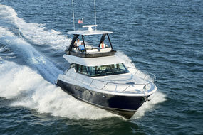 Tiara 44 Flybridge